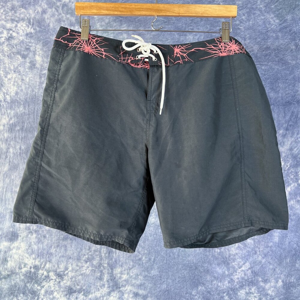Carve Design Gray Board Shorts Sz 12
